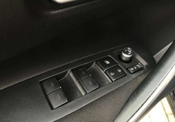 Toyota Corolla XII Sedan 1.8 Hybrid 122KM 2021 Toyota Corolla Toyota Corolla 1.8 Hybryda 122KM, zdjęcie 32