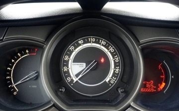 Citroen C3 II Hatchback facelifting 1.2 VTi 82KM 2014 Citroen C3 1.2 Benzyna 82KM, zdjęcie 14