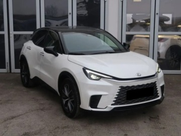 Lexus LBX 1.5 Hybrid 136KM 2026 LBX Emotion 1.5 Hybrid | System bezkluczykowego dostępu, zdjęcie 2