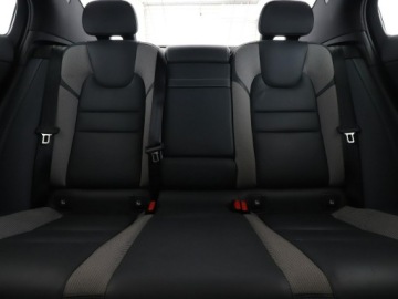 Volvo S60 III 2019 Volvo S60 FV23% R-Design PHEV T8 automat AWD, zdjęcie 17