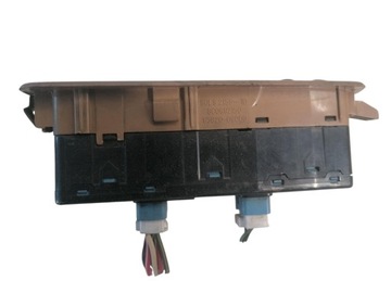 PANEL KNOFLÍKY SKEL LEVÝ PŘEDNÍ SSANGYONG REXTON I 85820-08000