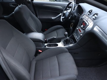 Ford Mondeo IV Hatchback 2.0 Duratorq TDCi DPF 140KM 2009 Ford Mondeo 2.0 TDCi, Salon Polska, Serwis ASO, zdjęcie 8