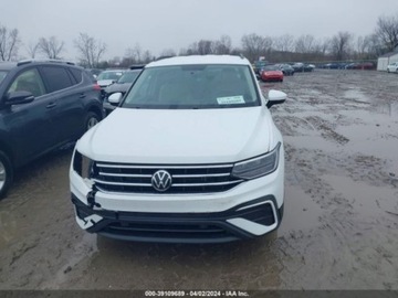 Volkswagen Tiguan II 2022 Volkswagen Tiguan 2022 VOLKSWAGEN TIGUAN 2.0T 2.0 Benzyna 184KM, zdjęcie 9