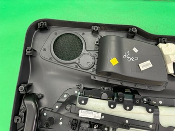 Входная дверь обивка бекон 30661346 Volvo C30 06- Европа