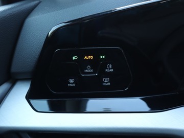 Volkswagen Golf VIII Hatchback 1.5 TSI EVO 130KM 2021 VW Golf 1.5 TSI, Salon Polska, 1. Właściciel, zdjęcie 21