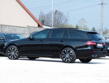 Mercedes Klasa E W214 2023 Mercedes E300e 320psi Panorama ACC hak Drive Pilot Blis Night Webasto Perła, zdjęcie 4