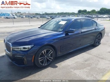 BMW Seria 7 G70 2022 BMW Seria 7 2022 BMW 7 Series 750i xDrive Sedan 4.4 Benzyna 523KM
