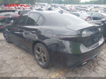 Alfa Romeo Giulia II 2017 Alfa Romeo Giulia 2017 Alfa Romeo Giulia AWD Benzyna 280KM, zdjęcie 2