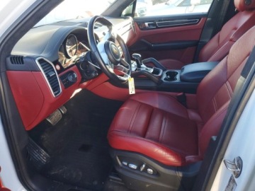 Porsche Cayenne III 2021 Porsche Cayenne GTS 2021 4.0 Benzyna 453KM, zdjęcie 7