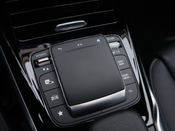 Mercedes Klasa A W177/V177 Hatchback AMG 2.0 A35 306KM 2022 Mercedes A A 35 AMG 4MATIC, Salon Polska, zdjęcie 11