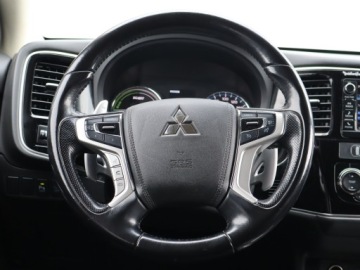 Mitsubishi Outlander III 2017 Mitsubishi Outlander 2.0 PHEV, 4X4, Automat, zdjęcie 14