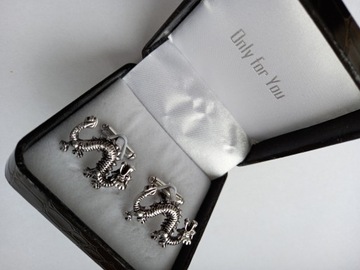 Exciting spinki do mankietów koszuli Mercedes Benz