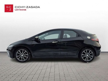 Honda Civic VIII Hatchback 3d 1.8 i-VTEC 140KM 2011 Honda Civic 1.8 benzyna 140KM cz.park. alufelgi klima autom. multifunkcja, zdjęcie 1