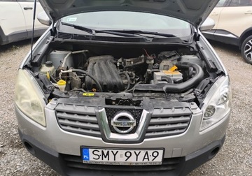 Nissan Qashqai I Crossover 1.6 115KM 2007 Nissan Qashqai 2007r, 1.6 Benzyna. Lekko uszkodzony prawy tyl. Jezdzi., zdjęcie 4