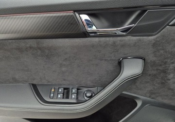 Skoda Superb III Kombi Plug-In Hybrid 1.4 TSI Plug-In-Hybrid 218KM 2021 Skoda Superb 1.4IV 218KM Plug-in Hybrid DSG SportlinePakiety Bezwypadek Al, zdjęcie 17