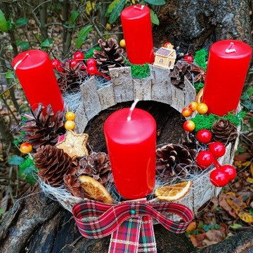 РОЖДЕСТВЕНСКИЙ ВЕНОК НА ДВЕРЬ, РОЖДЕСТВЕНСКИЙ ВЕНОК, ПЛАТЬЕ, 40 СМ, КРАСНЫЙ