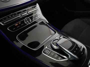 Mercedes Klasa E W213 Kombi 2.0 250 211KM 2017 Mercedes E 250 FV23% automat full LED virtual, zdjęcie 29