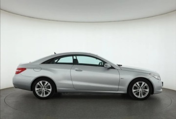 Mercedes Klasa E W211 Sedan W211 3.5 V6 (350 CGI) 292KM 2009 Mercedes E E 350 CGI, Automat, Skóra, Xenon, zdjęcie 5