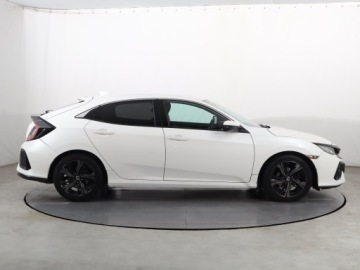 Honda Civic X Hatchback 5d 1.0 VTEC Turbo 129KM 2017 Honda Civic 1.0 VTEC Turbo, Salon Polska, zdjęcie 5