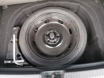 Volkswagen Golf VIII Variant 1.5 eTSI 150KM 2021 Volkswagen Golf Virtual / Ledy / Lane Assist, zdjęcie 26