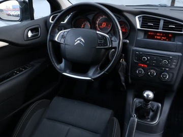 Citroen C4 II Hatchback 5d 1.6 HDi 112KM 2012 Citroen C4 1.6 HDi, Klima, Tempomat, Parktronic, zdjęcie 6