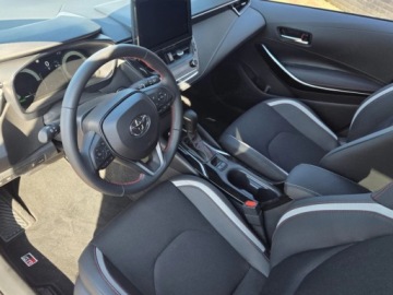 Toyota Corolla XII TS Kombi Facelifting 1.8 Hybrid 140KM 2026 Od ręki - GR Sport 1.8 Hybrid 140KM | Podgrzewane fotele!, zdjęcie 4