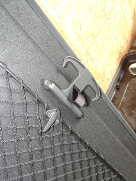 AUDI A3 8P 3D POLIČKA KUFRU