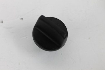 TRIUMPH DAYTONA 675 06-12 ГАЙКИ КРЫШКИ КРЫШКА НАСОСА