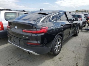 BMW X4 G02 2021 BMW X4 2021, 2.0L, 4x4, od ubezpieczalni, zdjęcie 2