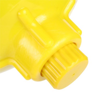 Регулятор давления на дозаторе воды для птицы