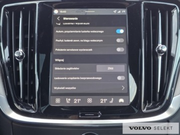 Volvo V60 II  Kombi Facelifting 2.0 B4 197KM 2025 Volvo V60 FV23 Plus Dark B4 197KM ACC BLIS Panoram, zdjęcie 26