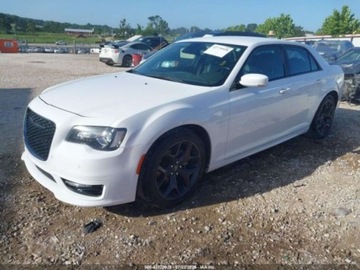 Chrysler 300C II 2021 Chrysler 300 Touring L 2021 3.6l 3.6 Benzyna 292KM, zdjęcie 1