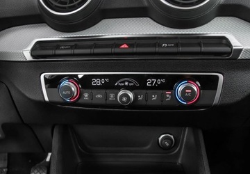 Audi Q2 2024 Audi Q2 1.0 TFSI 116KM Climatronic, Swiatla LED, Czujniki parkowania, zdjęcie 16