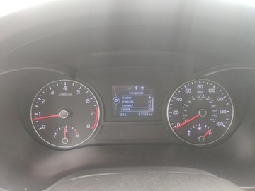 Konwersja Kia Optima Sportage Niro USA Licznik