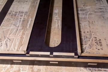 Направляющая для строгального станка по дереву 100х100см.