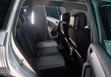 Volkswagen Tiguan II SUV 1.5 TSI EVO 150KM 2018 Volkswagen Tiguan PL Salon _ Automat _ Kamera _ Relingi _ 2 kompl kol 1.5, zdjęcie 6