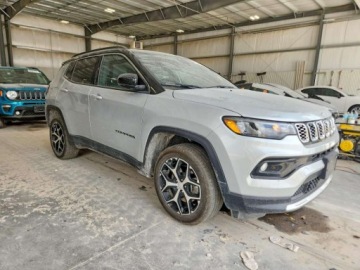 Jeep Compass II 2024 Jeep Compass Limited 2024 2.0 Benzyna 200KM, zdjęcie 4
