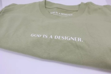 KOSZULKA DAMSKA - GOD IS A DESIGNER - ROZMIAR S