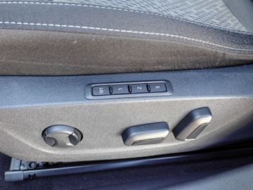 Skoda Octavia IV Kombi 2.0 TDI 150KM 2021 Skoda Octavia VIRTUAL COCKPIT FAKTURA VATHead-UP PanoramaFotele z pamiecia, zdjęcie 12