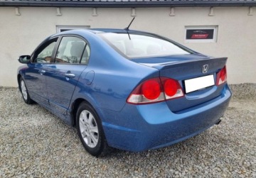 Honda Civic VIII 2006 Honda Civic Sliczna 1.33 Benzyna IMA Hybryda ORYGINAL Zadbana BOGATA WERSJA, zdjęcie 3