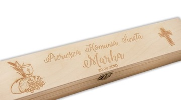 ŚWIECA DO NA KOMUNII +PUDEŁKO DREWNIANE EKO poziom