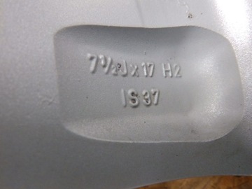 Диск BMW 3 F30 F31 7.5Jx17H2 Et37 5x120