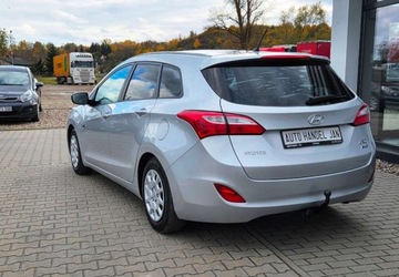 Hyundai i30 II Wagon 1.6 CRDi 110KM 2013 Hyundai i30 1,6 CRDI 110 KM Ksenon 6 Biegow 1.6 Diesel 110KM, zdjęcie 5
