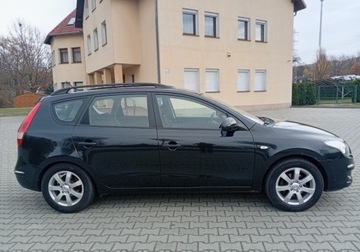 Hyundai i30 I CW Facelifting 1.4 DOHC 109KM 2010 Hyundai i30 Zarejestrowany w Polsce - benzyna - 1,4 - 109 KM 1.4 Benzyna, zdjęcie 6