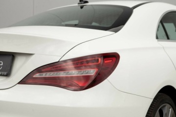 Mercedes CLA C117 Coupe Facelifting 1.6 180 122KM 2017 Mercedes-Benz CLA CLA 180 7-G DCT Progressive Salon Polska Autotrade Mer, zdjęcie 14