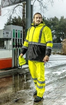 Водонепроницаемая предупреждающая куртка изолированная работа