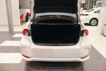 Toyota Corolla XII Sedan 1.8 Hybrid 122KM 2019 Toyota Corolla 1.8 Hybrid Executive 1.8 Hybryda 122KM, zdjęcie 12