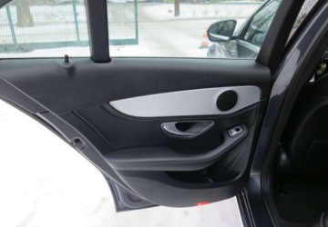 Mercedes Klasa C W205 Limuzyna 200 BlueTEC 136KM 2015 Mercedes-Benz Klasa C Mercedes-Benz Klasa C 200 (BlueTEC) d Avantgarde 1.6, zdjęcie 15
