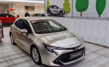Toyota Corolla XII Hatchback 1.8 Hybrid 122KM 2019 Toyota Corolla 1.8 Hybrid Comfort 1.8 Hybryda 122KM, zdjęcie 3