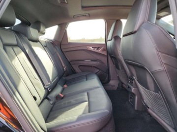 Audi 2022 Audi Q4 Sportback e-tron Premium Plus S Line 2022 Elektryczny 295KM, zdjęcie 11